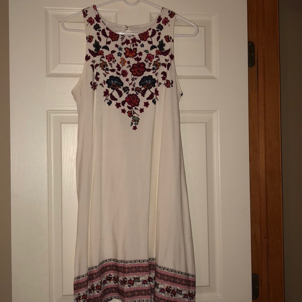 Super cute fall dress. Size small